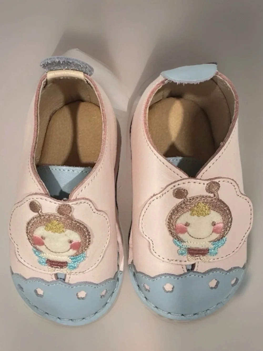 Baby Girls Pink & Light Blue Soft Leather Shoes Size 4/5 Butterfly Design